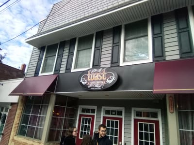 Toast Coffee + Kitchen