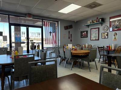 Tommy’s Bakery & Café