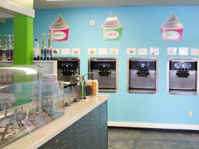 Toppings Frozen Yogurt