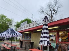 Tracy's Drive-In Grocery