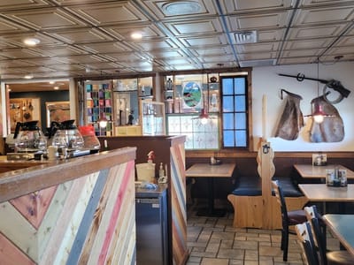 Trailhead Restaurant