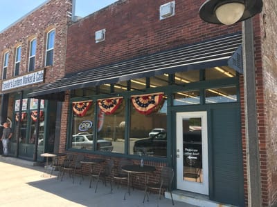 Traveler's Lantern Market & Cafe