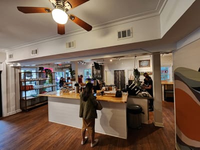 Treehouse Cafe & Coffee