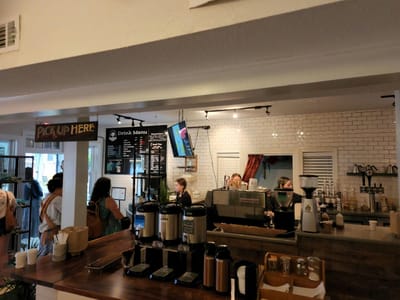 Treehouse Cafe & Coffee