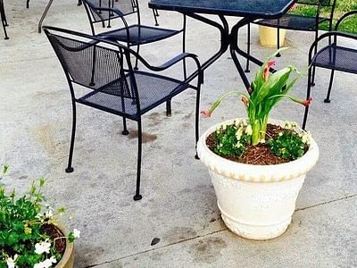 Trenchers Delicatessen