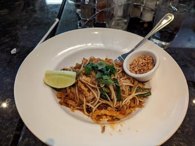 Tropical Restaurant & Bar