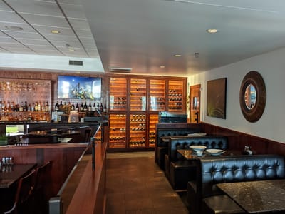 Tropical Restaurant & Bar