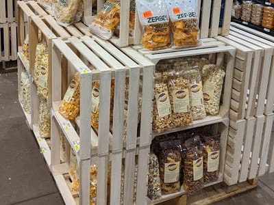 Troyer's Mountain View Country Market