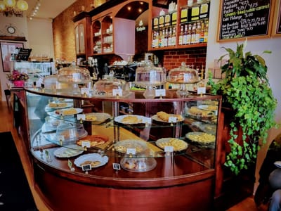 Tulipan Pastry & Coffee Shop