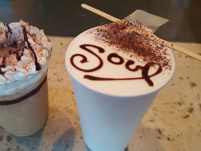 Tupelo Coffee & Roasting