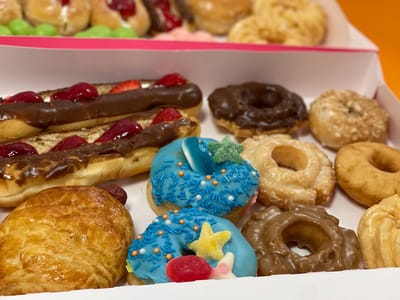 TV DONUTS /Fresh Daily /Mochi /Boba Teas