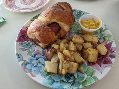 Twin Brothers Coffee and Bakery