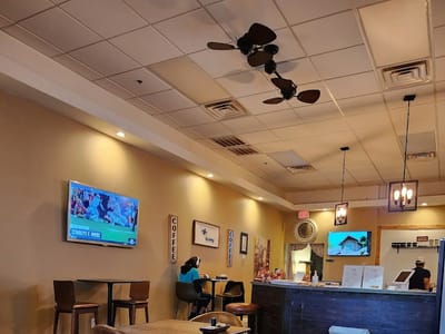 Two Cups Coffee & Cafe'