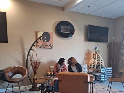 Two Cups Coffee & Cafe'