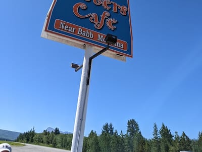Two Sisters Cafe