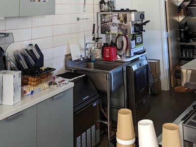 Ultralife Cafe & Coffee (South Beach)