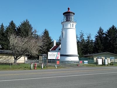 Umpqua River Lighthouse Museum Giftshop and Coastal Visitors Center