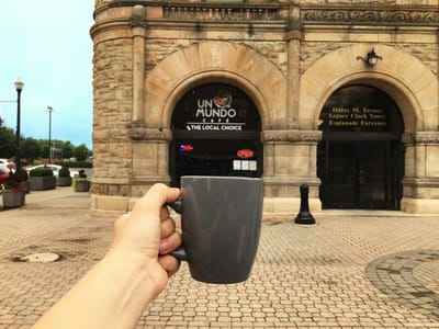 Un Mundo Café