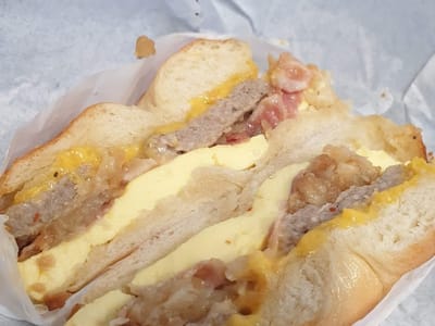 Uncle Harry's New York Bagelry