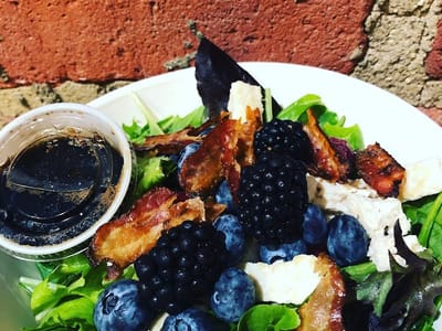 Undergrounds Café & Coffee House