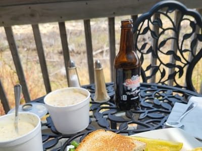 Upper Crust Cafe Bakery & Deli