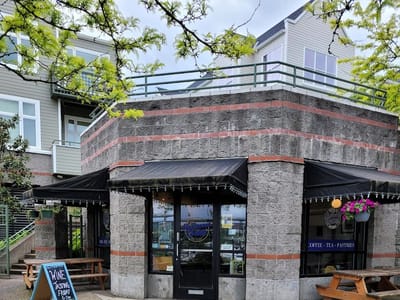 Upstream Coffee & Eatery