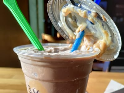 Utopia Frozen Yogurt and Coffee House