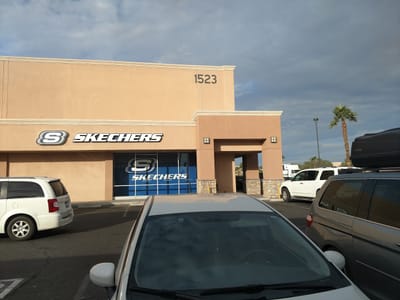 Valley Plaza Shopping Center