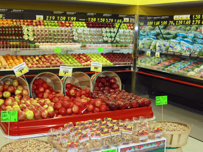 Village Market & Cafe