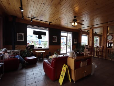 Village Square Pizza & Ice Cream Parlor