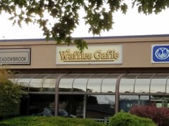 Waffles Caffe