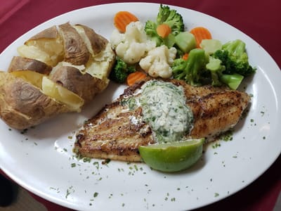 Wagon Box Inn Restaurant & Cabins