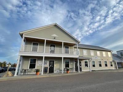 Wally's Place - Bagel and Deli