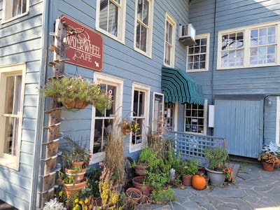Waterwheel Café, Bakery & Bar