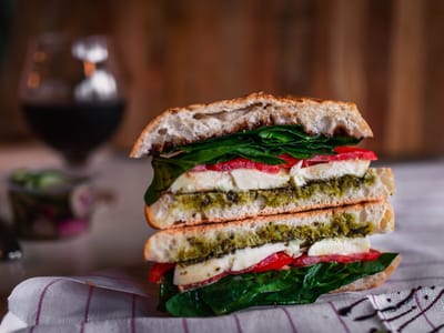 Waveriders Coffee & Deli