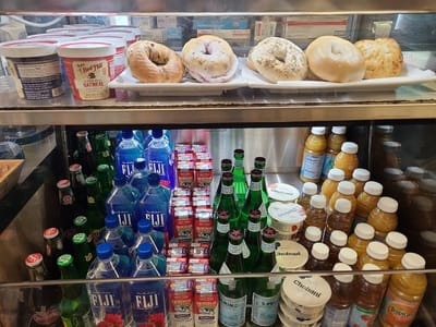 Waves Coffee & Candies