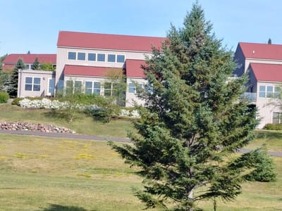 Waves of Superior Cafe