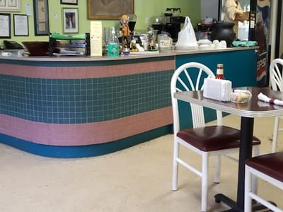 Wellington's Cafe & Catering