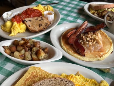 Whispering Orchards and Cafe