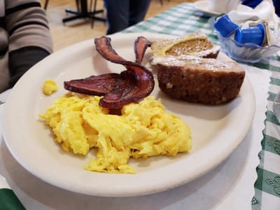 Whispering Orchards and Cafe