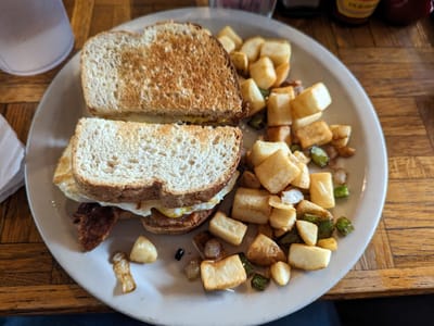 Whistle Hill's Downtown Cafe