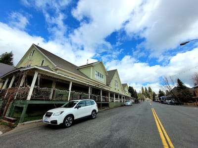 White Mountain Café