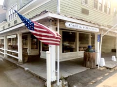 White Mountain Café