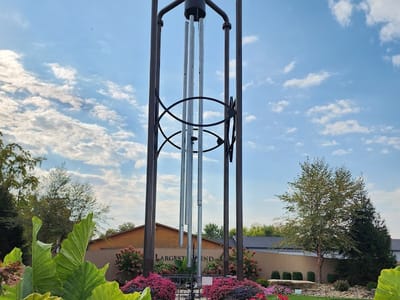 Whitling Whimsy Cafe