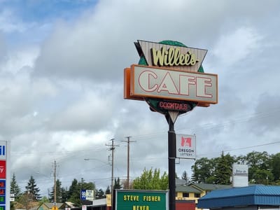 Willee's Cafe & Spirits