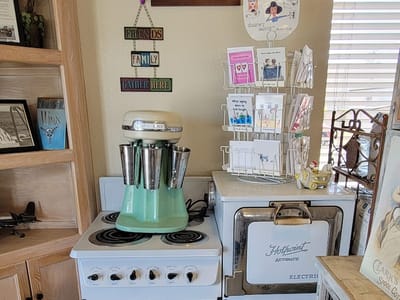 Wings Grill & Espresso Bar