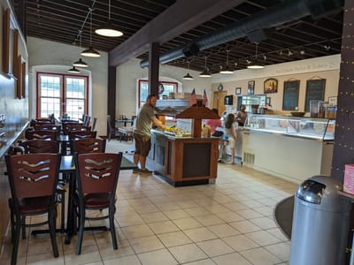 Wisconsin Cranberry Discovery Center & Cranberry Country Cafe
