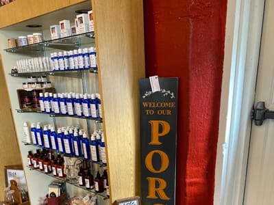 Wisconsin Cranberry Discovery Center & Cranberry Country Cafe