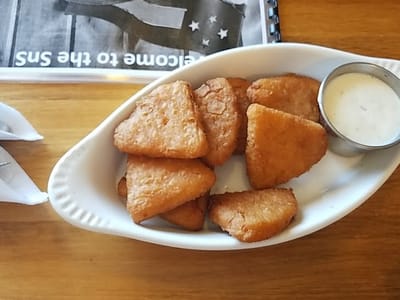 Wishing Well Steakhouse Lounge