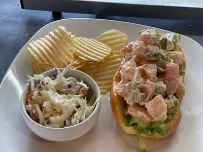 Wisteria Twig Cafe & Tea Room